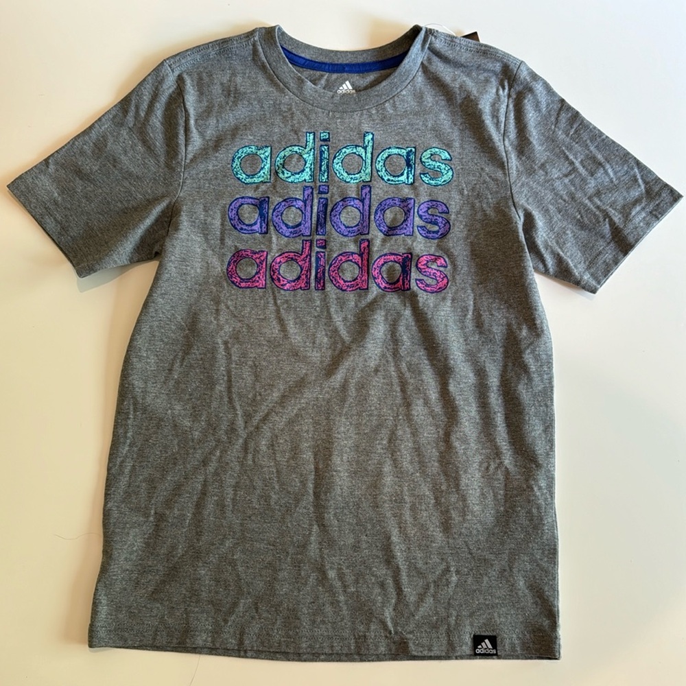 New Adidas Boy’s Short Sleeve Multiplicity Tee (Big Kids), size M(10/12)